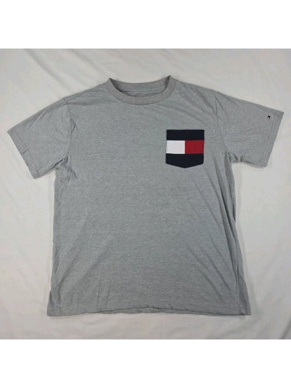 Tommy Hilfiger Youth Boys XL (18/20) Gray T-Shirt Big Flag Graphic Pocket SS